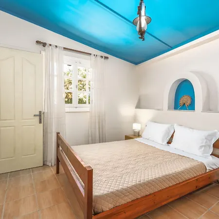 St. Harry's Windmill Apartment